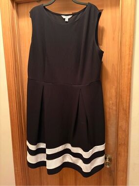 Tahari Black Sleeveless Midi Dress with White Hem Stripes